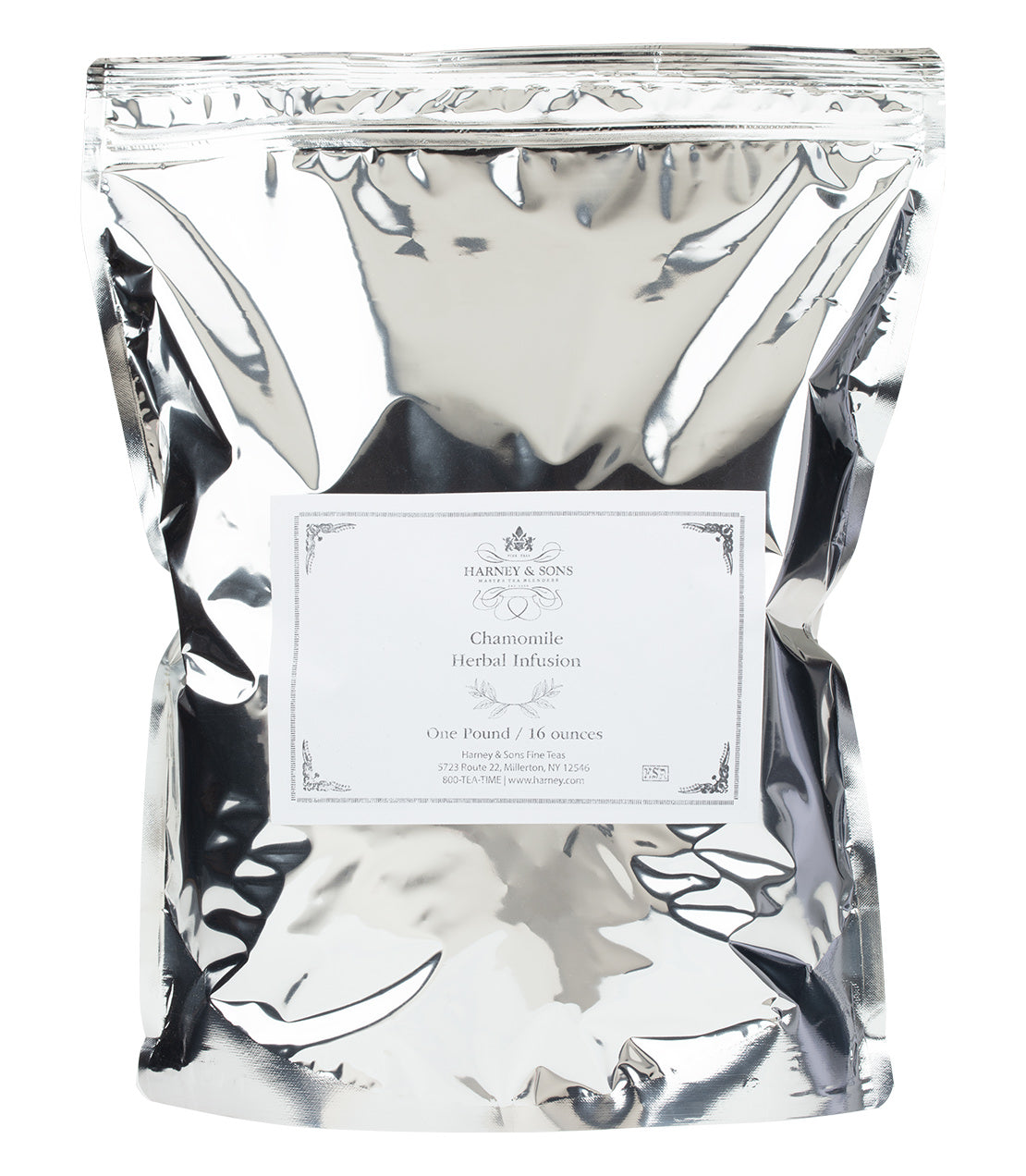 Silver foil packaging of chamomile herbal infusion, labeled with product details and weight.