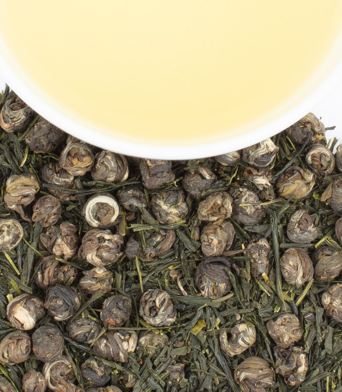 Angiogenesis Foundation Green Tea sachets with rolled tea leaves and a cup of brewed tea.