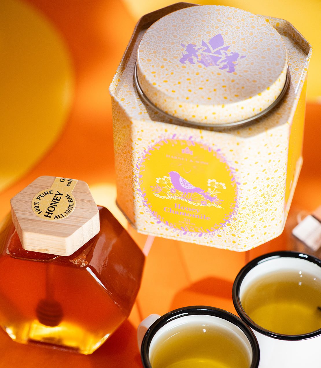 Honey Chamomile Tin 30 Sachets | Herbal Tea | Harney & Sons