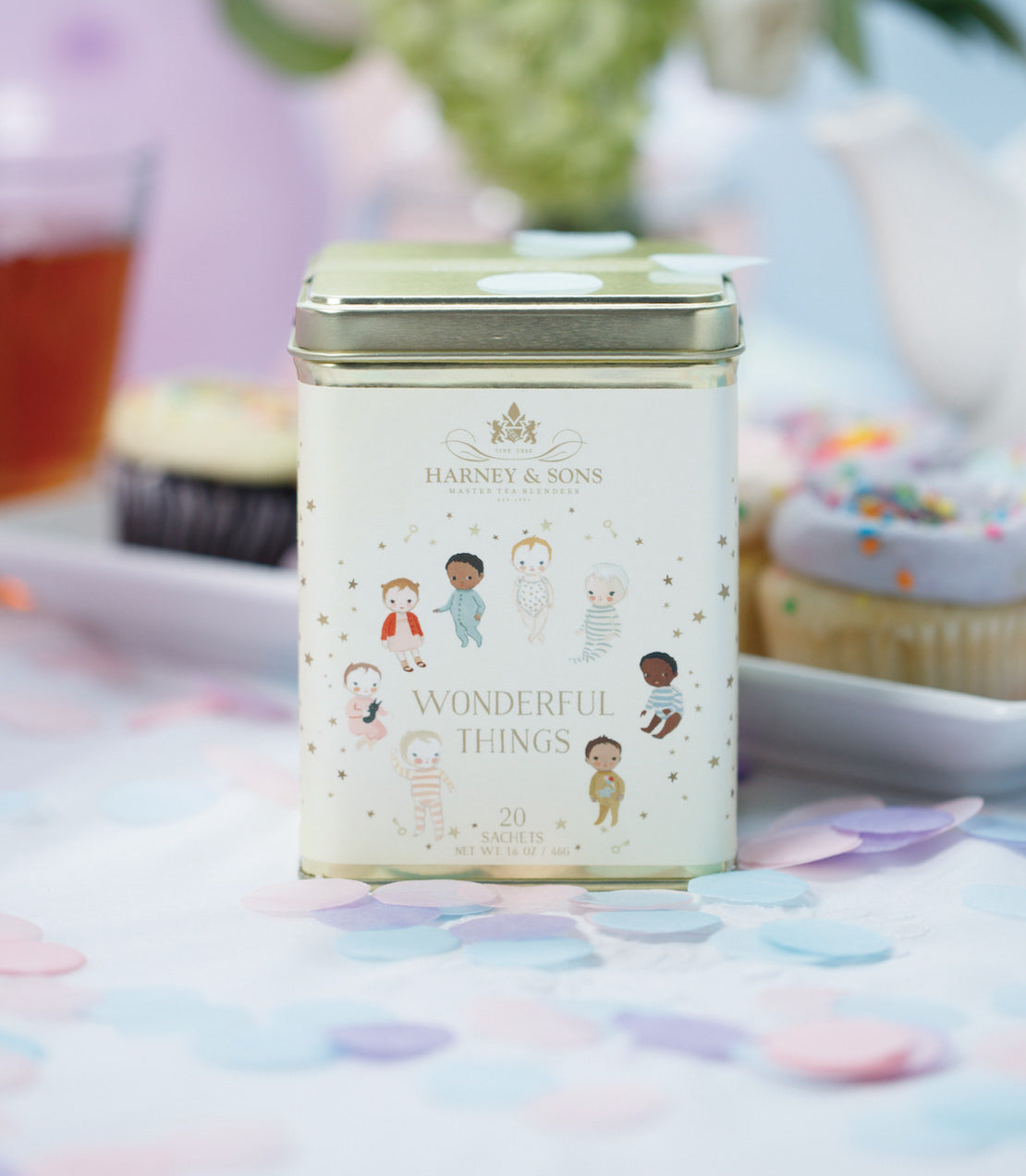 "Harney & Sons Wonderful Things tin featuring 20 sachets, decorated with whimsical characters and stars.